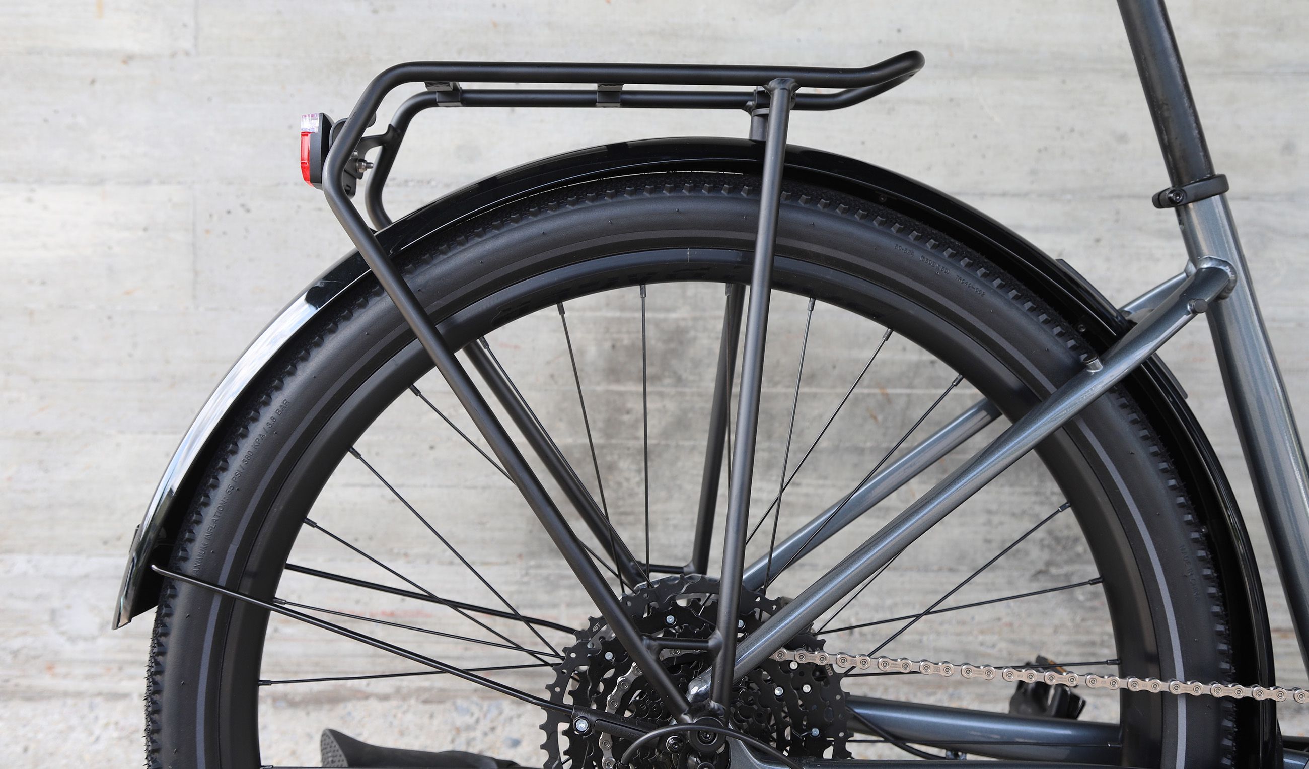 DUAL SPORT EQ Stagger Gen 5 City- und Alltagsvelo / galactic grey / S