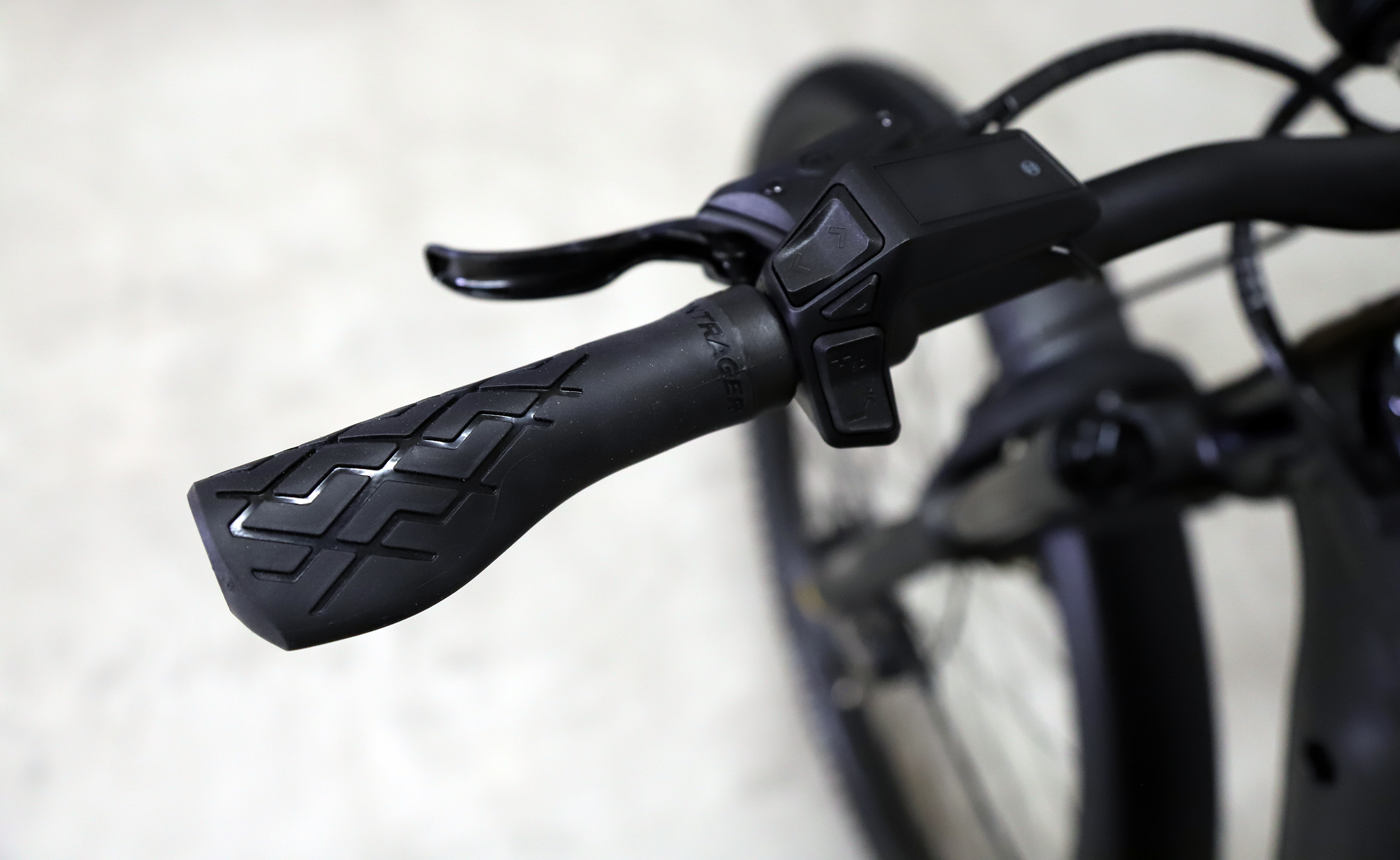 POWERFLY+ 4 EQ 800 GEN 5 E-MTB / dark star dark web / M