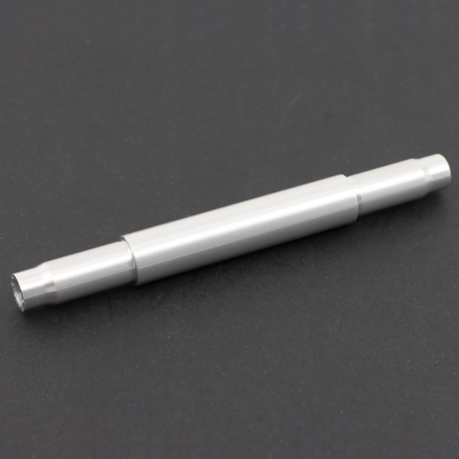 Axle Front R3