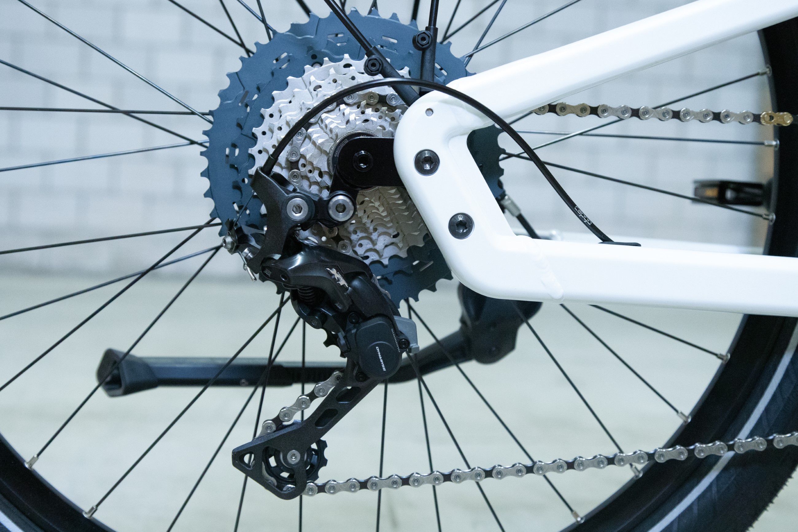 HOMAGE GT TOURING Crossover E-Bike / pearl white / 54 CM