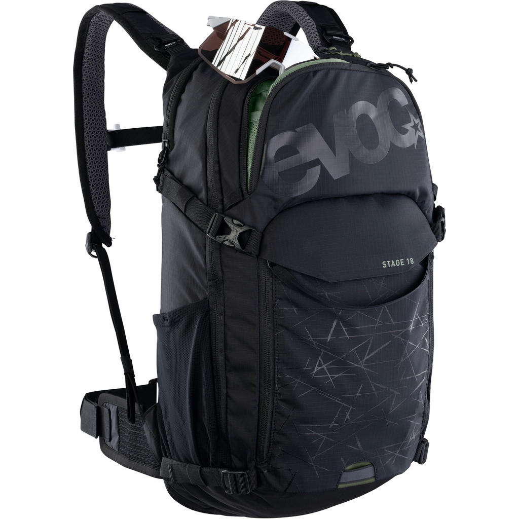 Stage 18L Backpack / black
